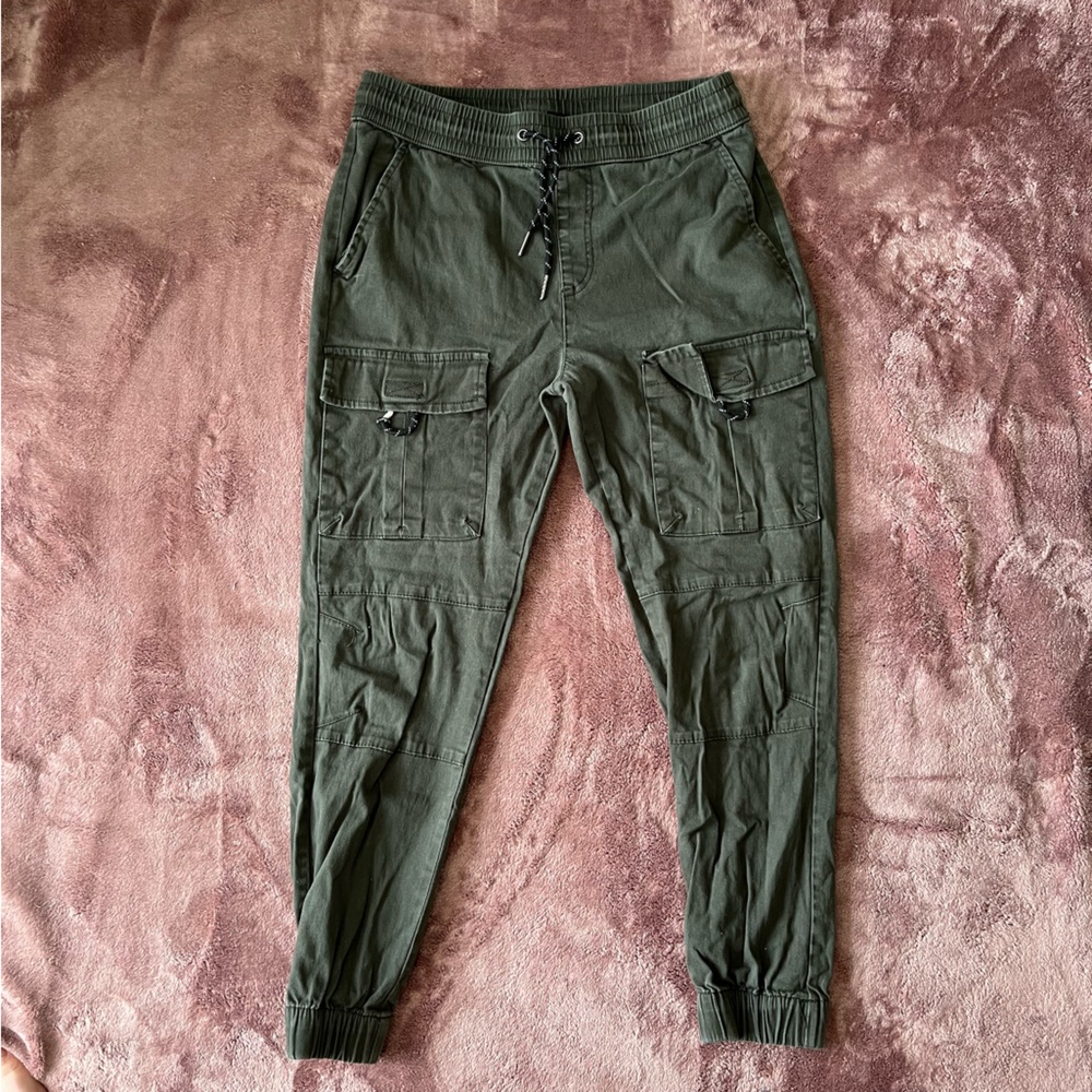 Men’s Army Green Tapered Pants